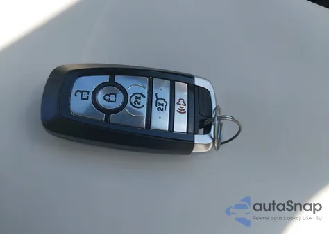 2022 Ford Explorer Xlt z USA, uszkodzony, nr VIN 1FMSK8DH3NGC10555